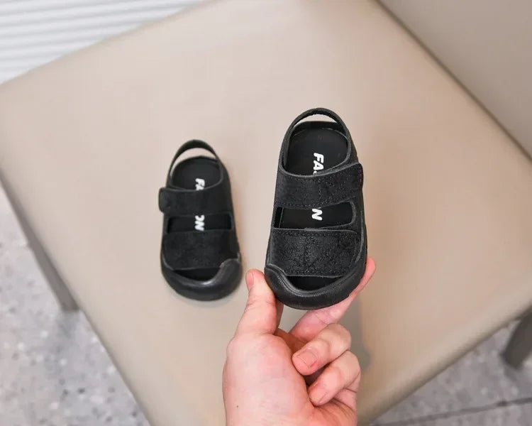 Baby Beach Shoes Toes Capped Anti-kicked Toddler Kids Walking Shoes Non-slip Soft Sole 2025 Summer Boys Girls Sandals Versatile