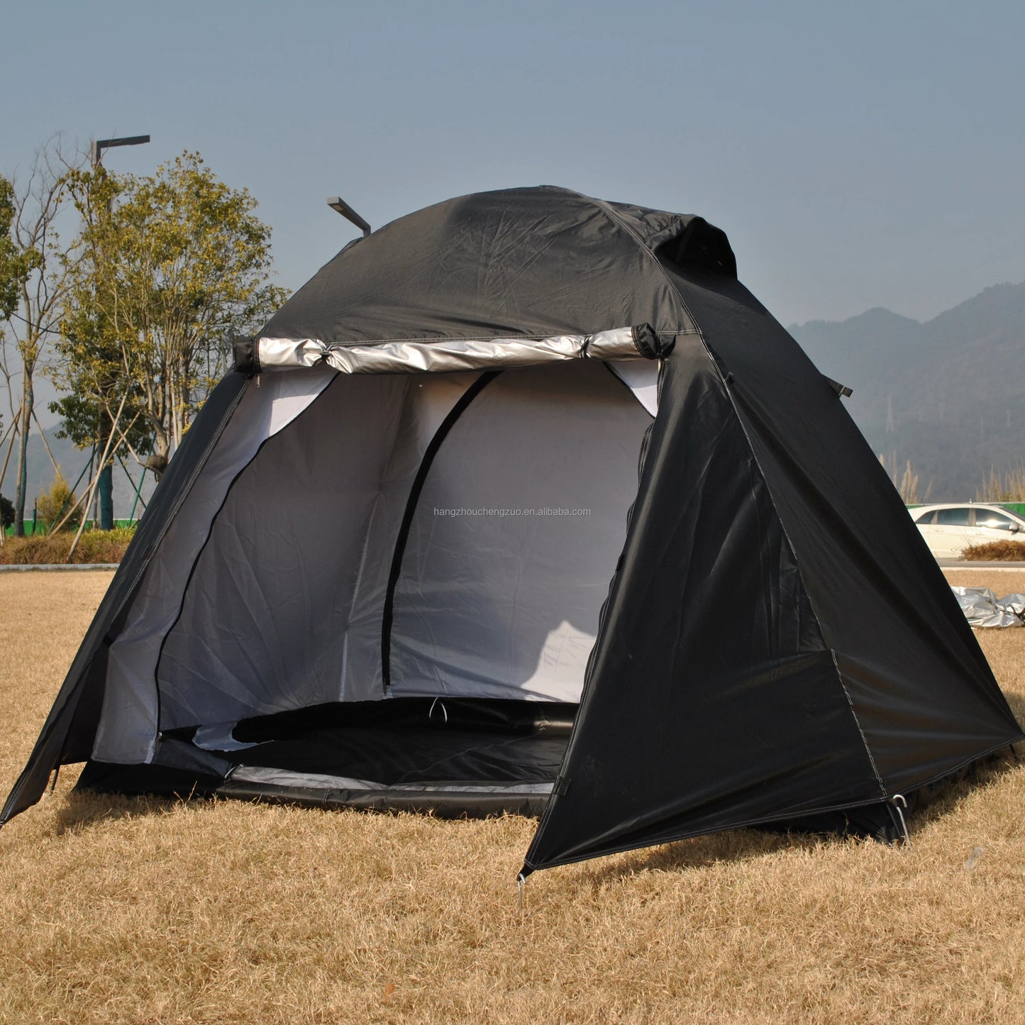Durable 4 Season 2-Person Tent CZX-745 Outdoor Sunscreen Tent with Unique Double Layer for Camping