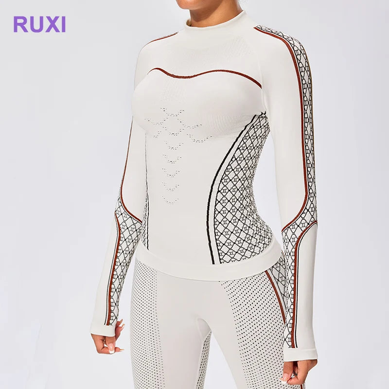 Beach Camp Gym Ski Snowboarding Tight Streetwear Sport Women Tracksuits Running Yoga Exercise Suit Workout Suit Women Fitness Yoga Set