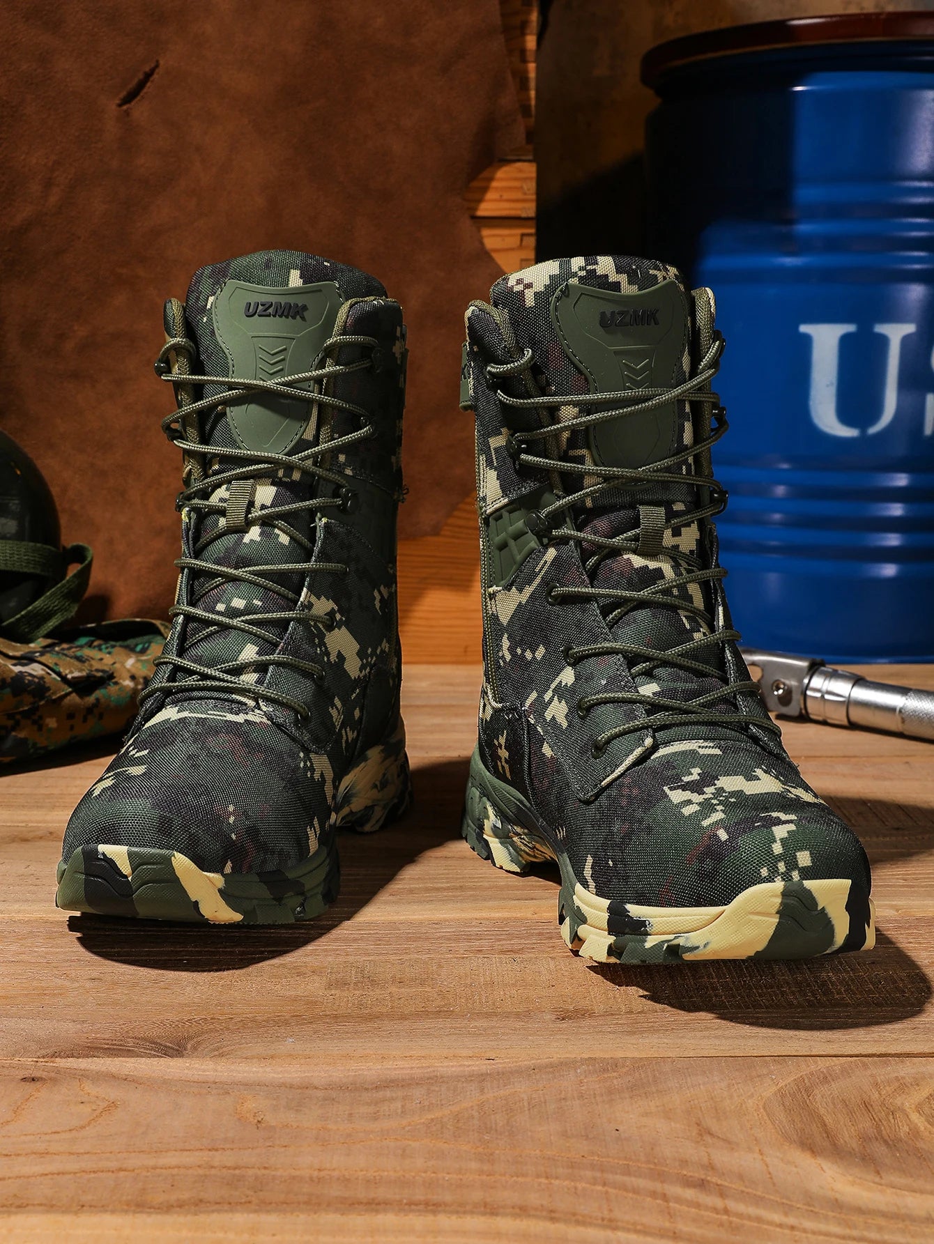 Men's Camouflage Tactical Boots Mountaineering Hiking Desert Waterproof Work Safety Shoes Ankle Boots Men's Outdoor Boots