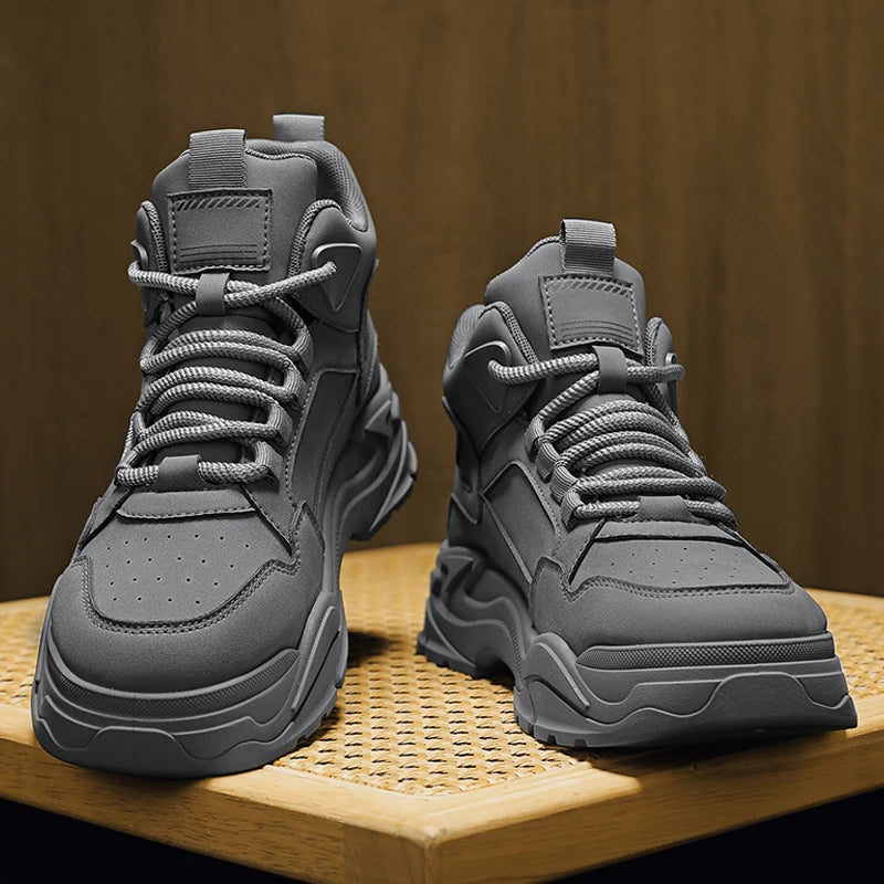 New Outdoor Boots Men's High Top British Style Cargo Short Boot Help Men's Outdoor Leisure Mountaineering Boots