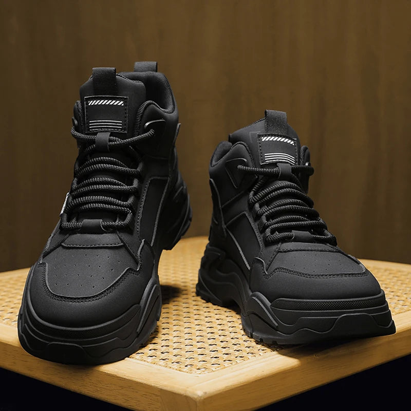 New Outdoor Boots Men's High Top British Style Cargo Short Boot Help Men's Outdoor Leisure Mountaineering Boots