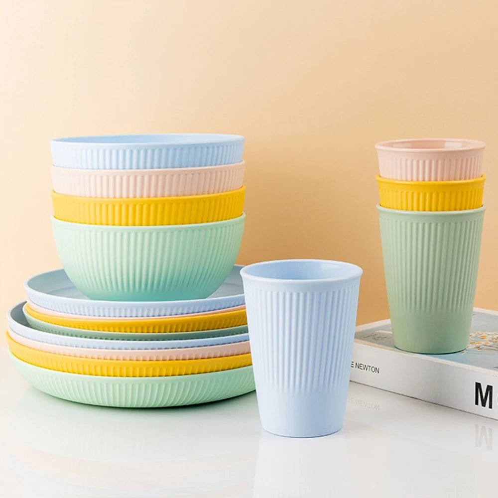 24Pcs Plastic Dining Plate Bowl Cup Tableware Set for 6 People Dinner Dessert Plate Set Outdoor Camping Party