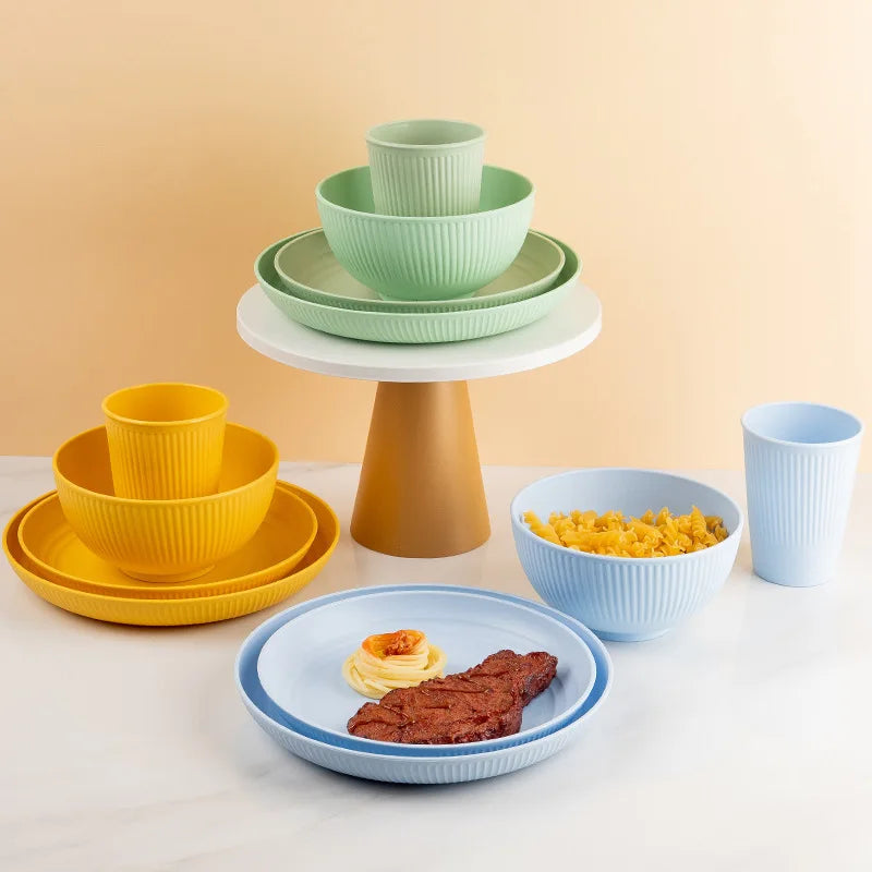 24Pcs Plastic Dining Plate Bowl Cup Tableware Set for 6 People Dinner Dessert Plate Set Outdoor Camping Party