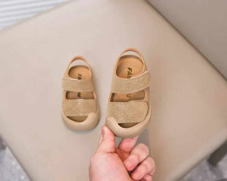 Baby Beach Shoes Toes Capped Anti-kicked Toddler Kids Walking Shoes Non-slip Soft Sole 2025 Summer Boys Girls Sandals Versatile