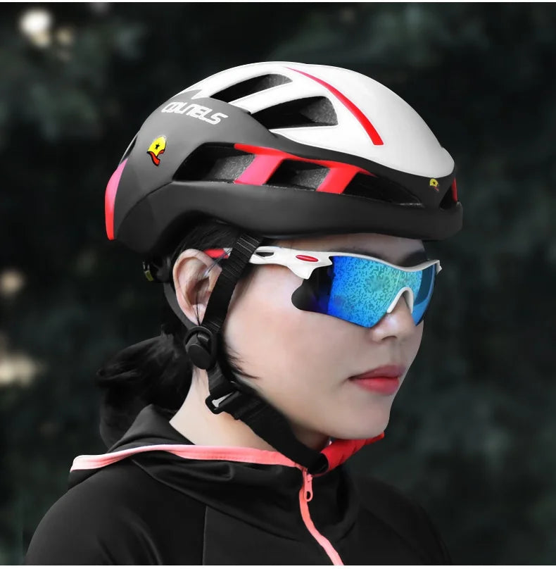 Beach Camp Riding helmet, adult cycling sports safety helmet, one-piece molding, edge wrapped, bottom wrapped, mountain road cycling helmet